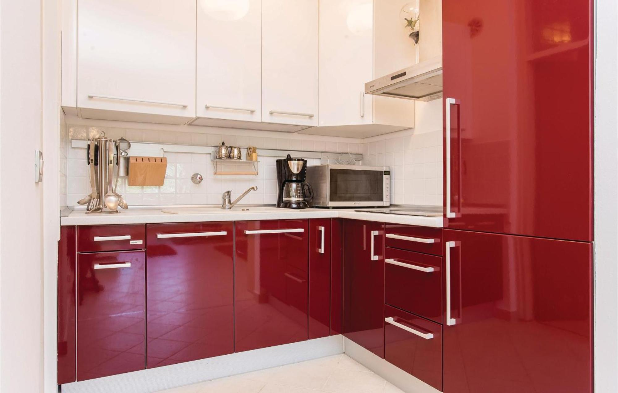 Amazing Apartment In Njivice With Wifi Exterior foto
